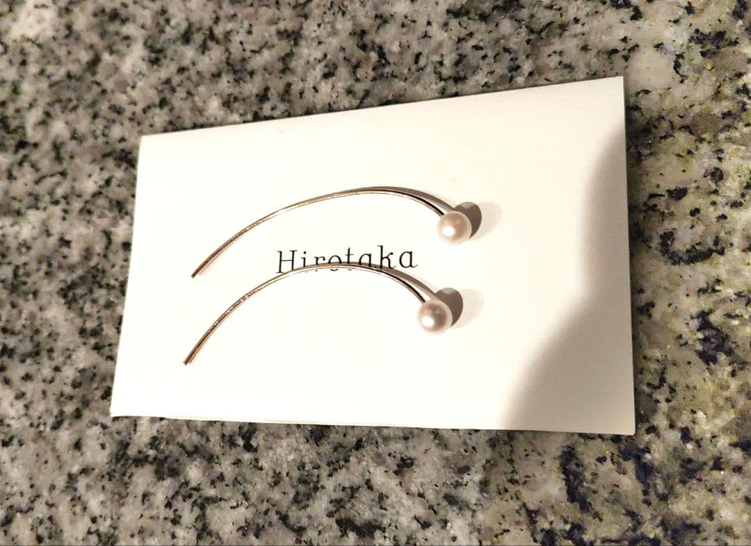 Hirotaka ヒロタカ　パール　ピアス