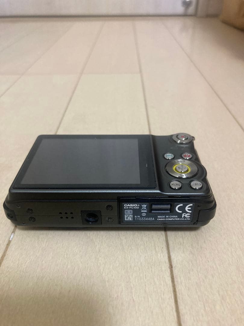 EXILIM EX-FC100 コンパクトデジタルカメラ　動作確認済み