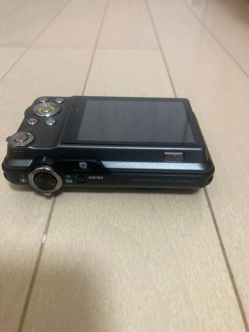 EXILIM EX-FC100 コンパクトデジタルカメラ　動作確認済み