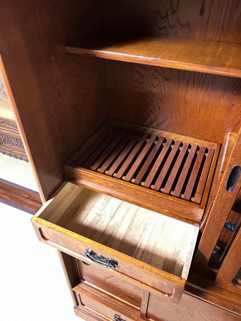 茶箪笥　欅　ケヤキ　和風収納棚 ガラス扉付き　アンティーク風　高さ約150㎝