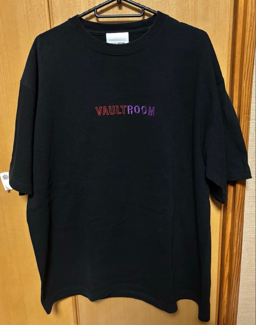 トップス vaultroom DARUSAKA TEE