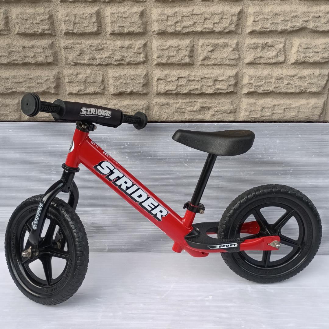 【美品】STRIDER ストライダー スポーツモデル 12インチ キックバイク