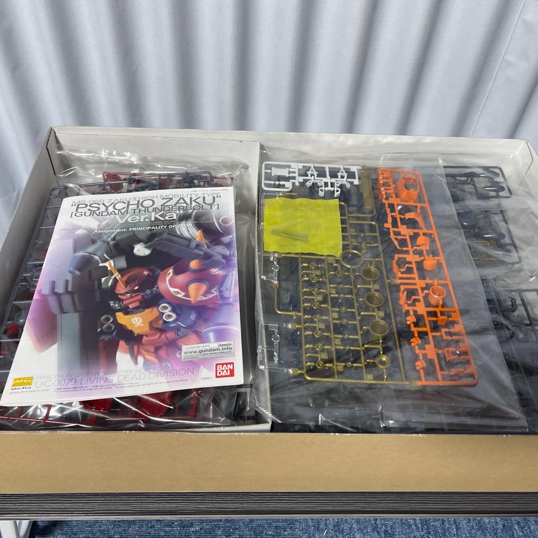 MG1/100高機動型ザクサイコ.ザクVer.Ka、HG1/144ナイチンゲール