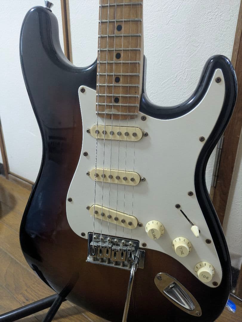 M*i様 Fender ストラトキャスター コンポーネント