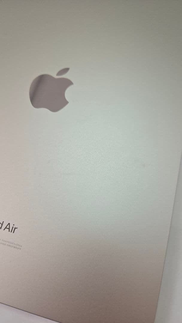 Apple iPad Air 第5世代スターライト64GB wifiモデル