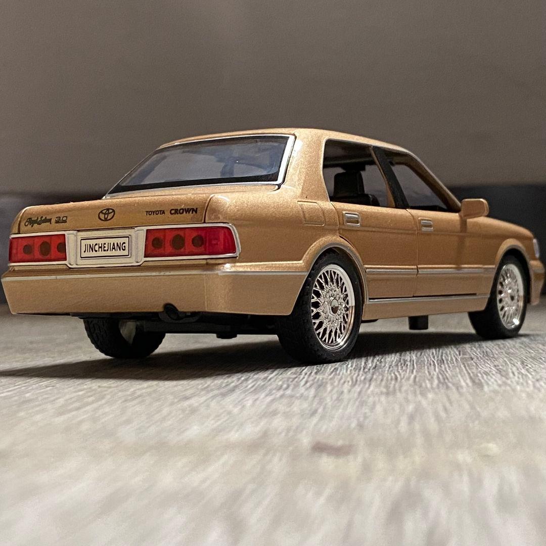 トヨタクラウンロイヤルクラシック Toyota Crown 