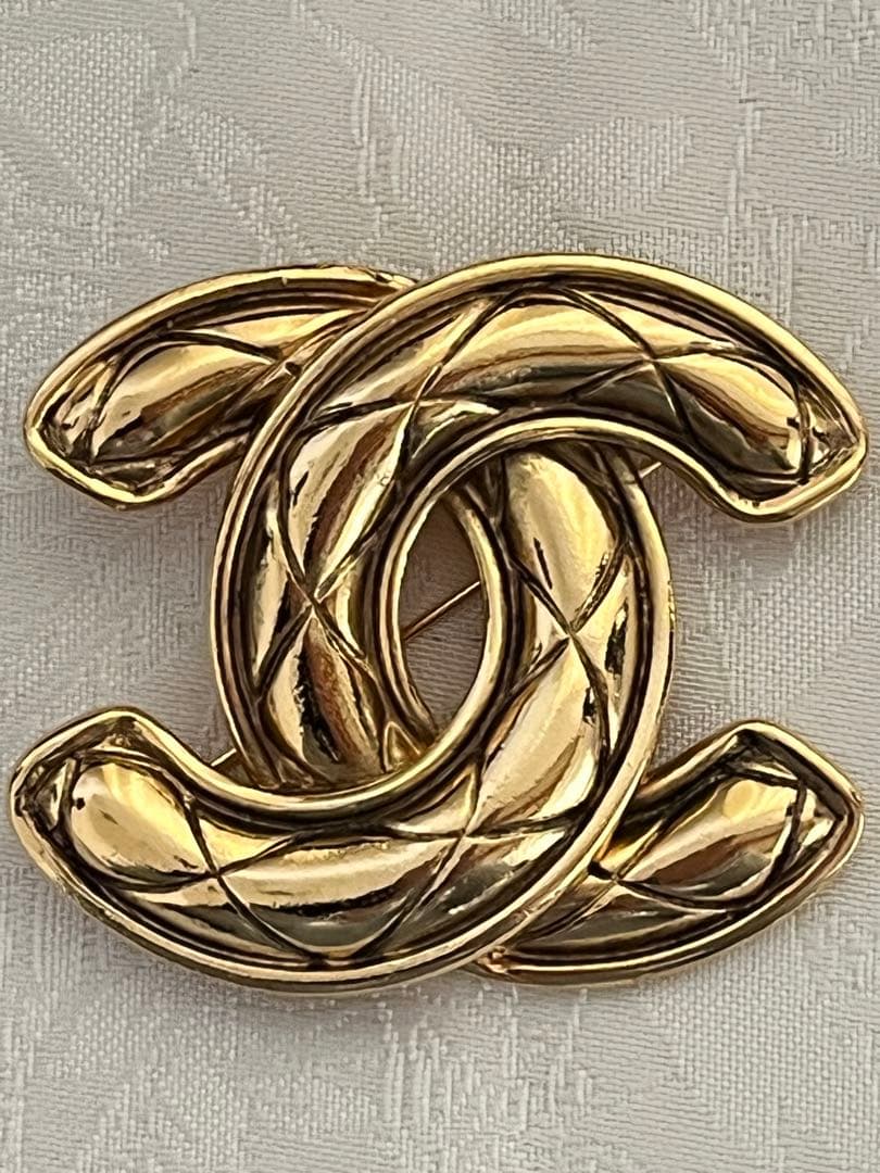 正規品 CHANEL マトラッセ ココマーク ヴィンテージ ブローチ 1152