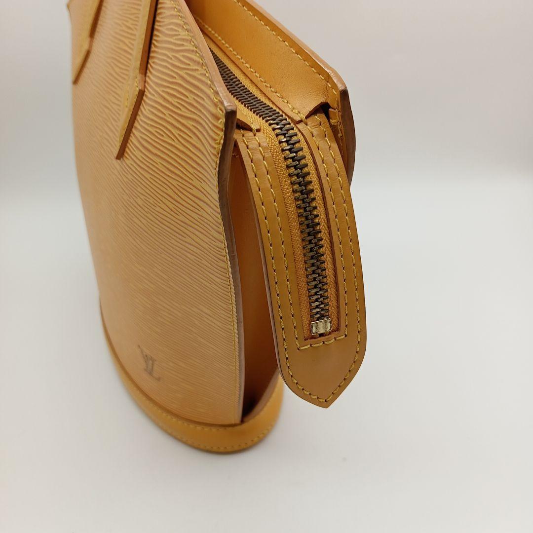 2-2213 LOUISVUITTON エピ サンジャック ハンドバッグ