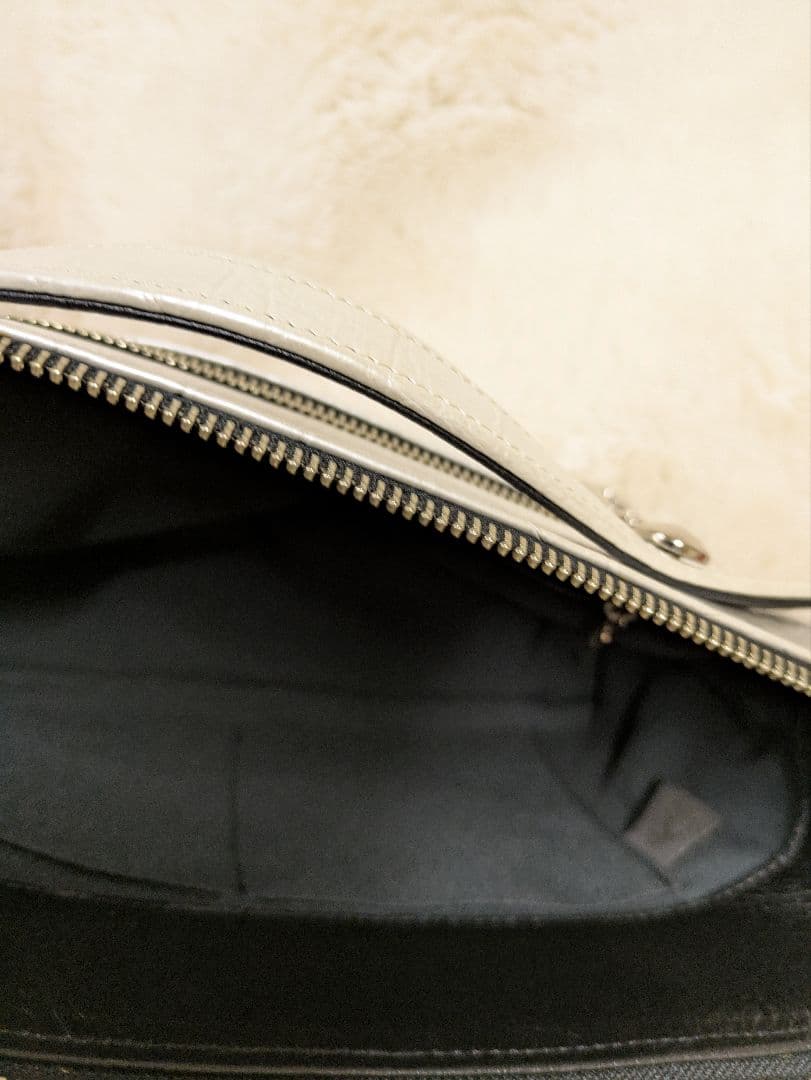 クロコダイル皮革　2wayハンドバッグ