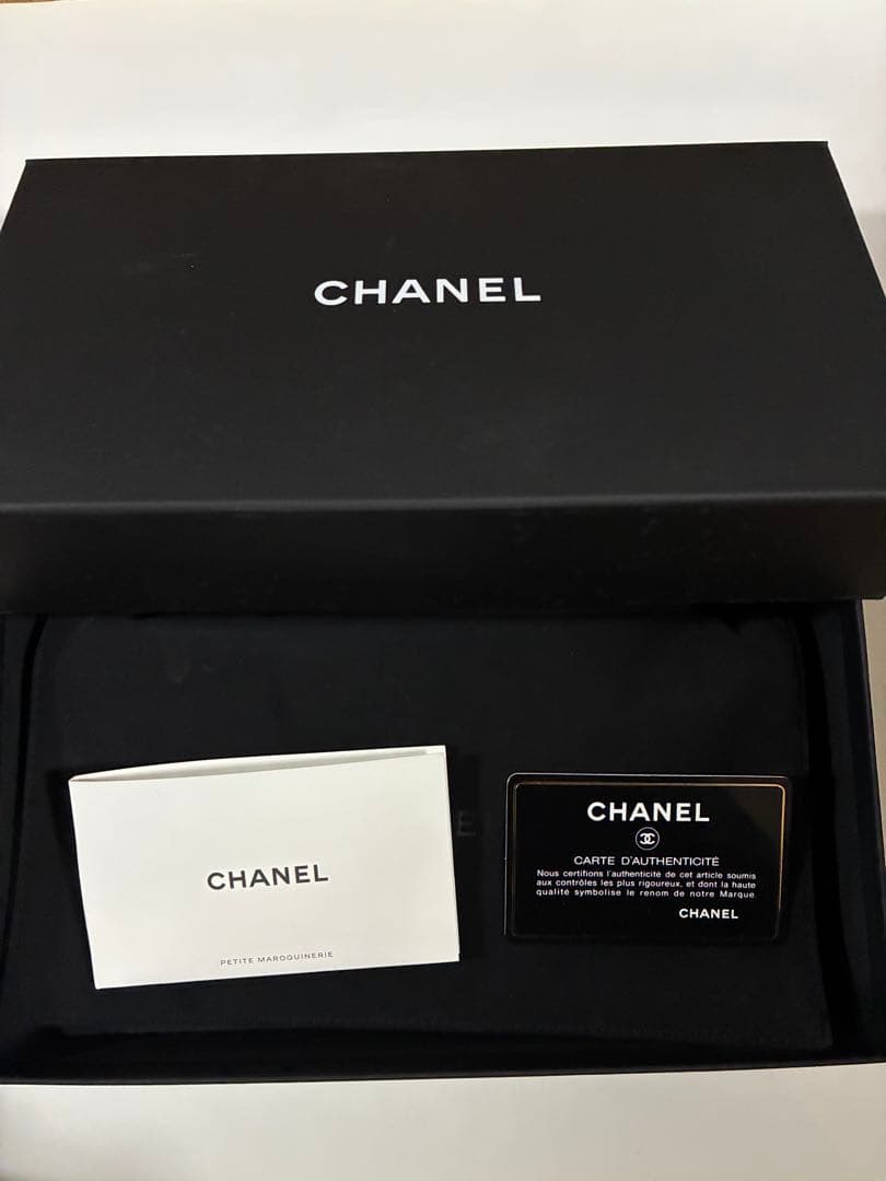 CHANEL 長財布