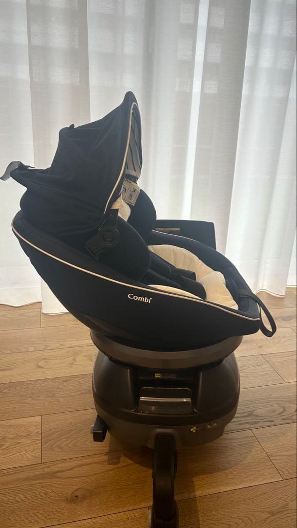 コンビ　回転式　ISOFIX チャイルドシート　クルムーヴ　スマート