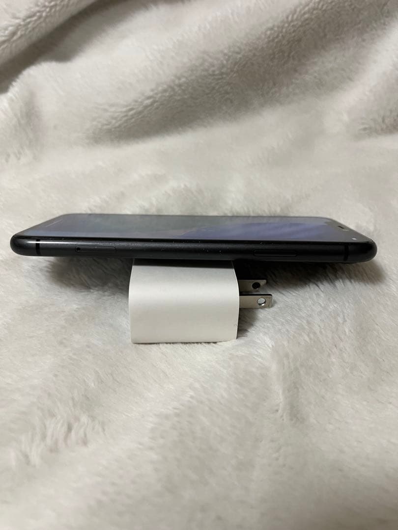 Apple iPhone 11 ブラック 本体