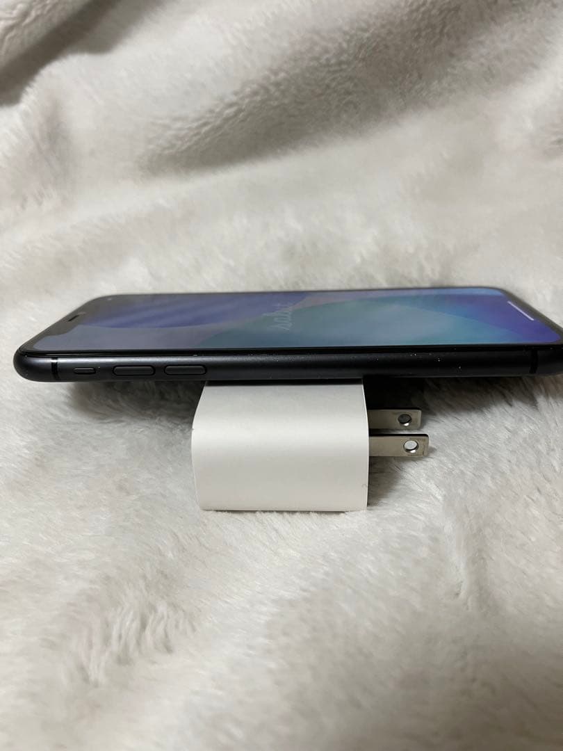 Apple iPhone 11 ブラック 本体