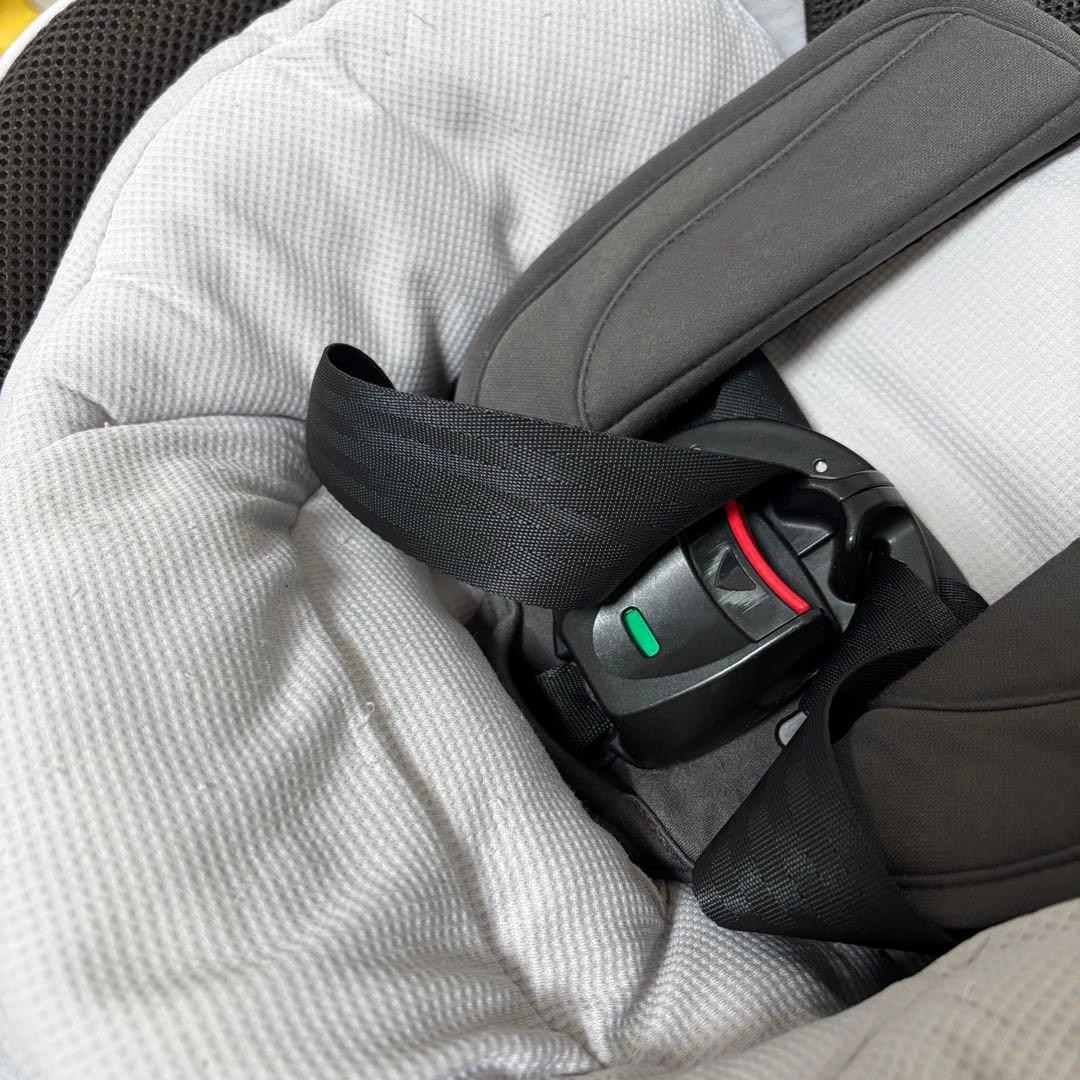 チャイルドシート combi