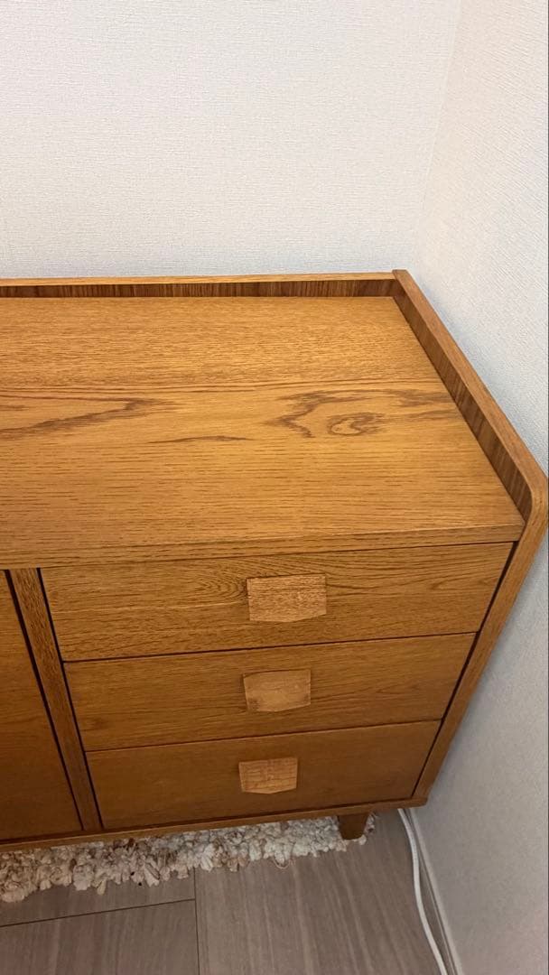 unico （クルト）キャビネット