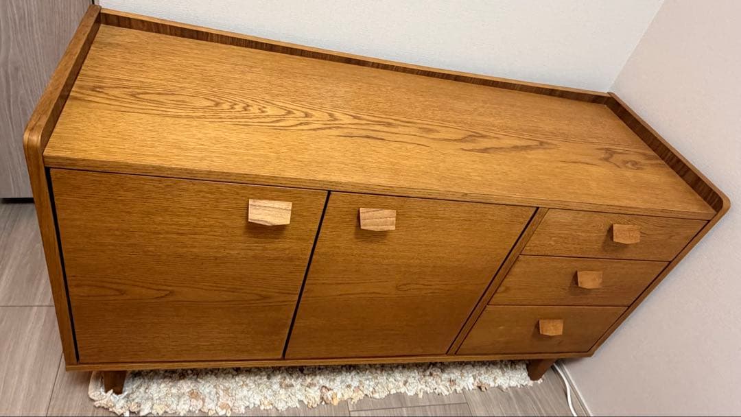 unico （クルト）キャビネット