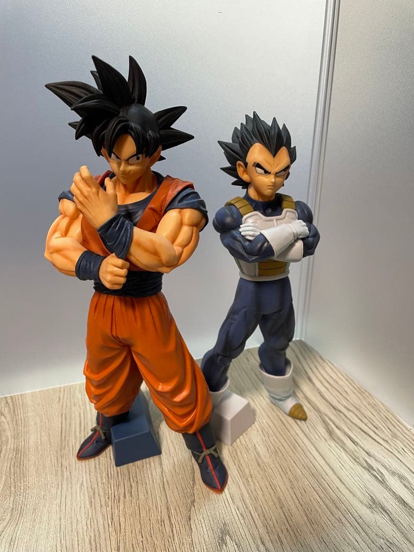 【美品】ドラゴンボール メモリーズ　フィギュア　孫悟空 ベジータ