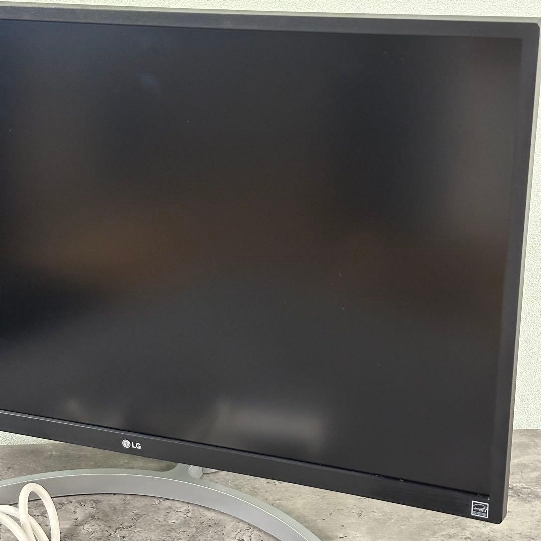 LG 27UL550-W 27型 4K 液晶ディスプレイ HDR対応