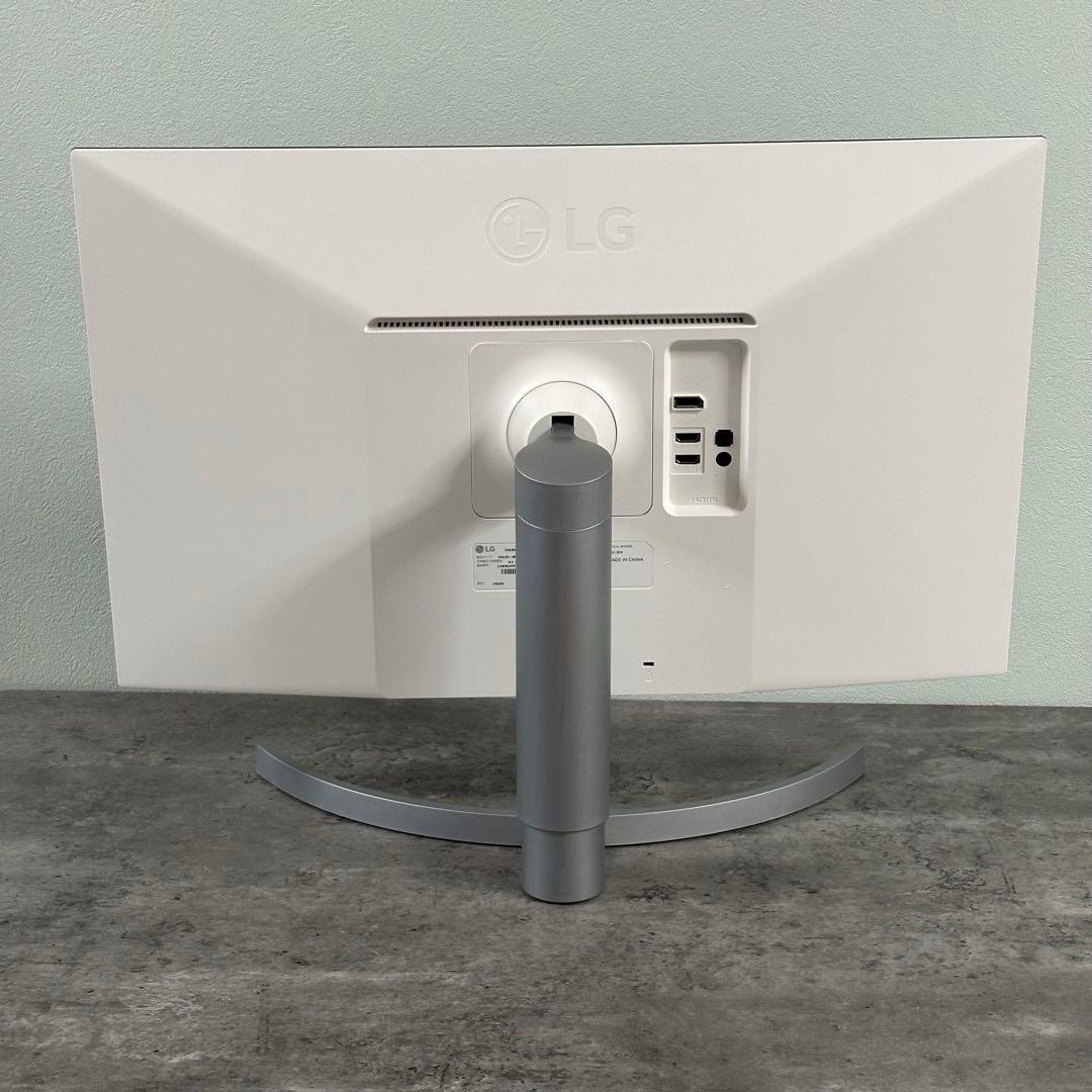 LG 27UL550-W 27型 4K 液晶ディスプレイ HDR対応