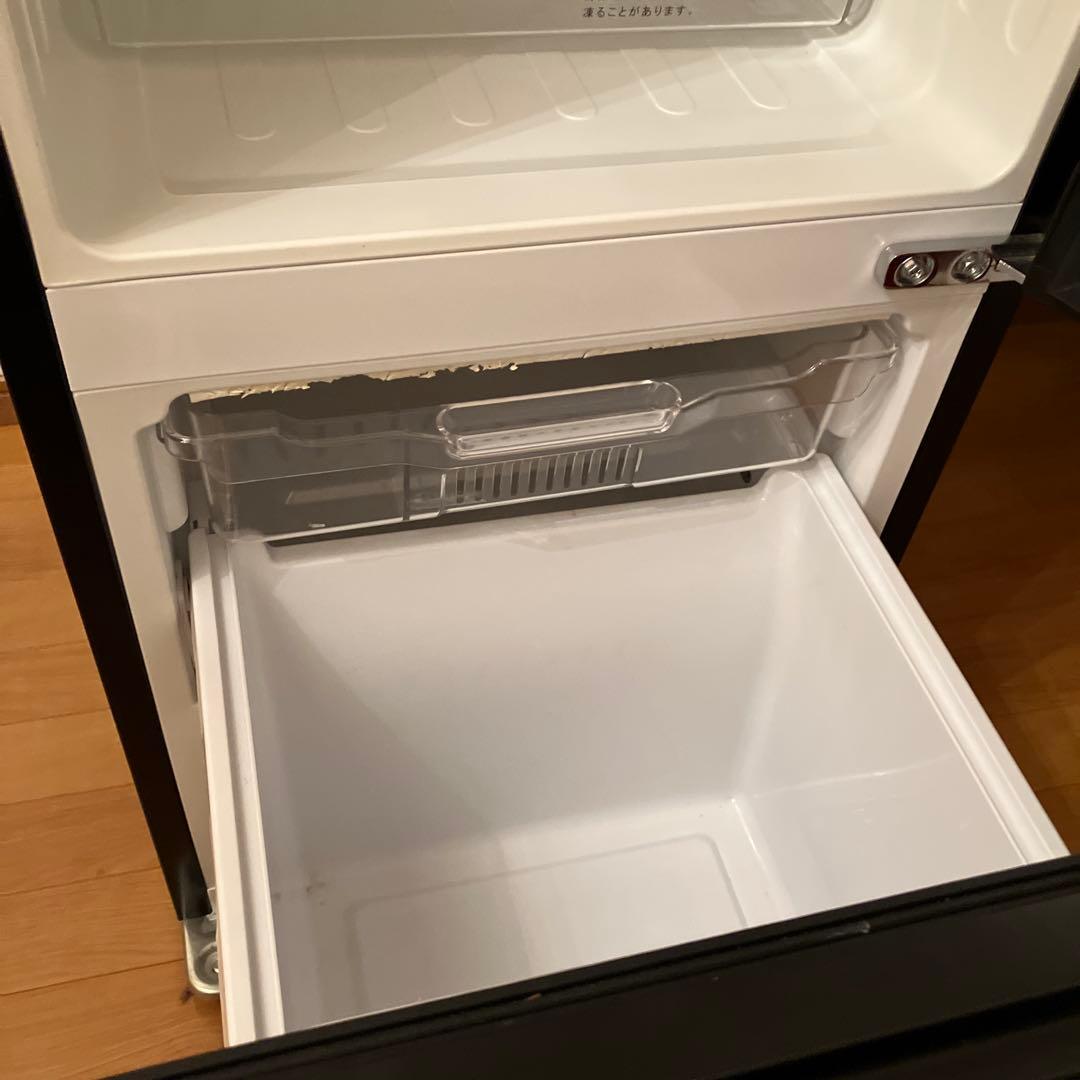 Hisense 冷凍冷蔵庫。単身用。