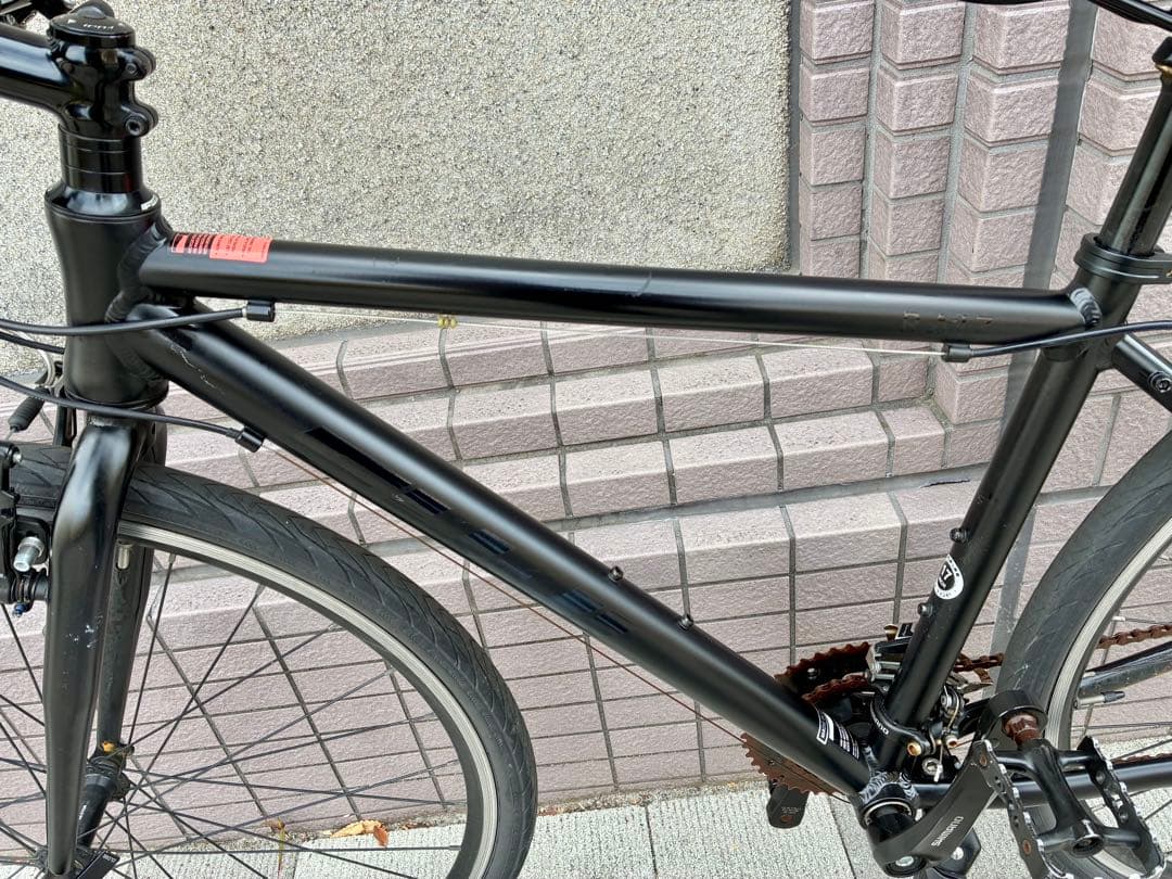 FUJI フジRAIZ 2023年　クロスバイク　マットブラック　18段　東京