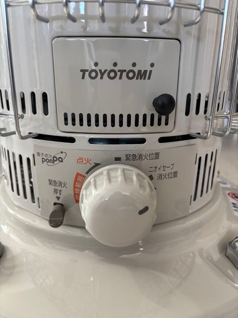 【美品】TOYOTOMI石油ストーブ KS-67H