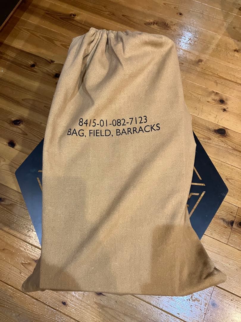 しま次郎　TheArth 六角　ヘキサテーブル