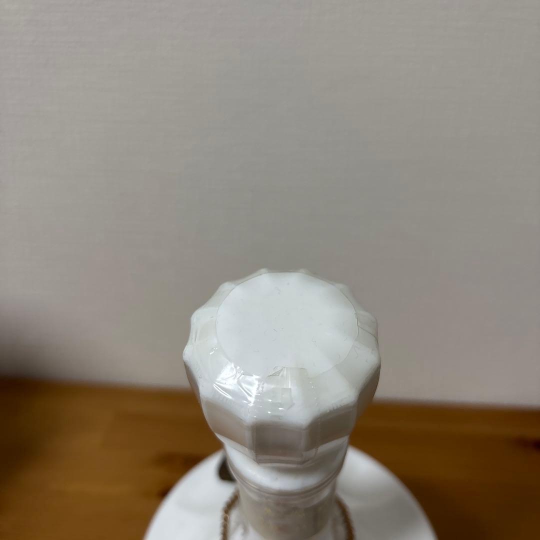 ニッカウイスキー　鶴17年　700ml 陶器ボトル　未開封