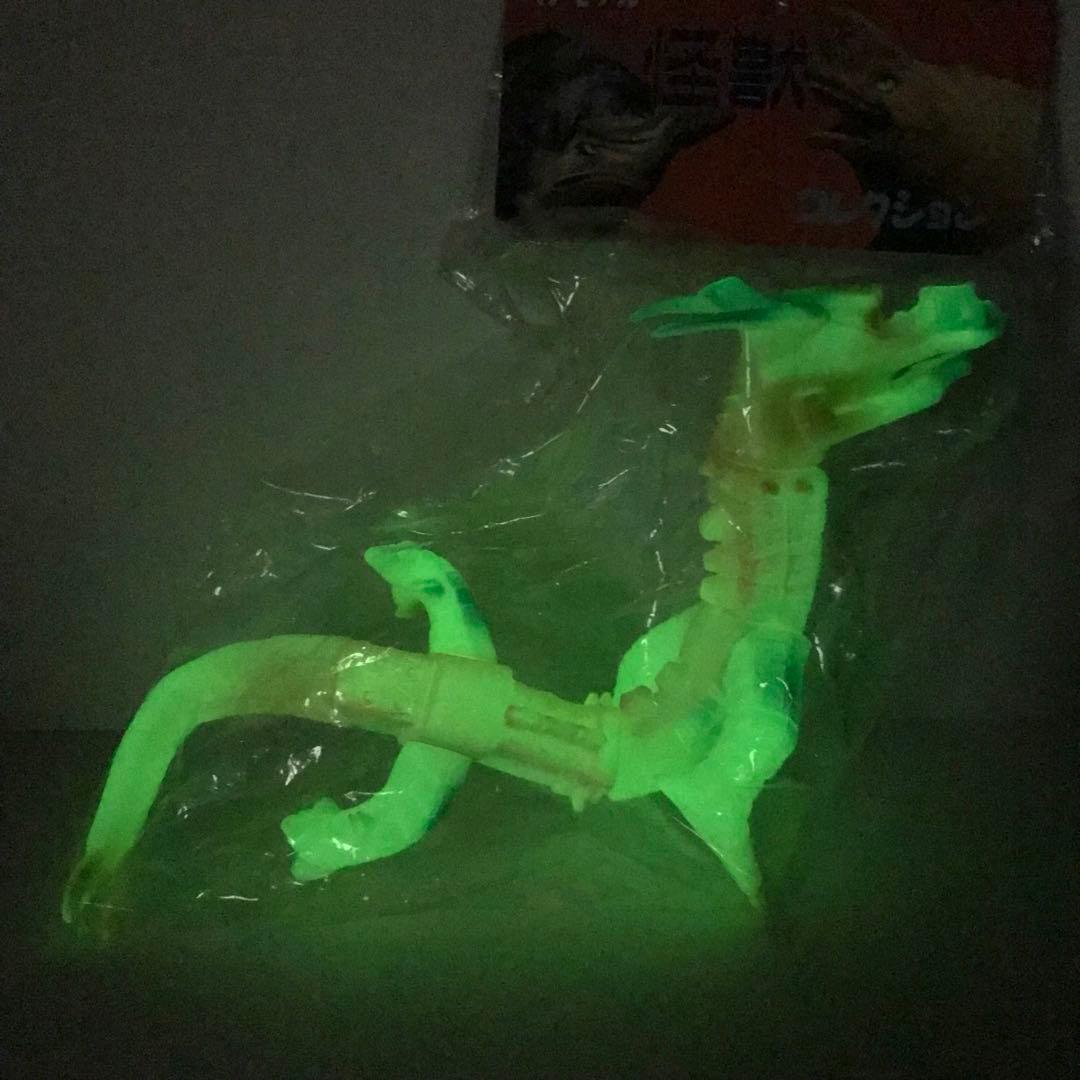 未開封 ベアモデル オール怪獣コレクション 宇宙竜 ナース 蓄光 ピンク ブルー