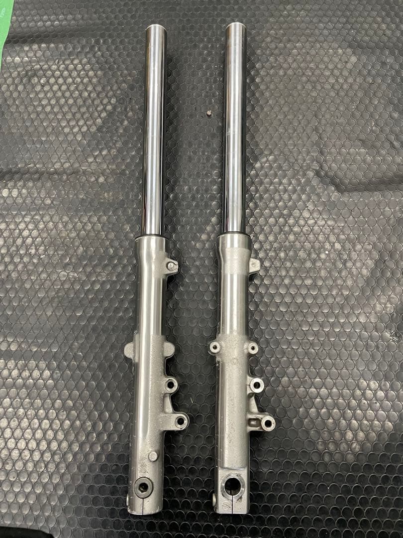 maxime様用　ゼファー750純正フロントフォーク左右セット