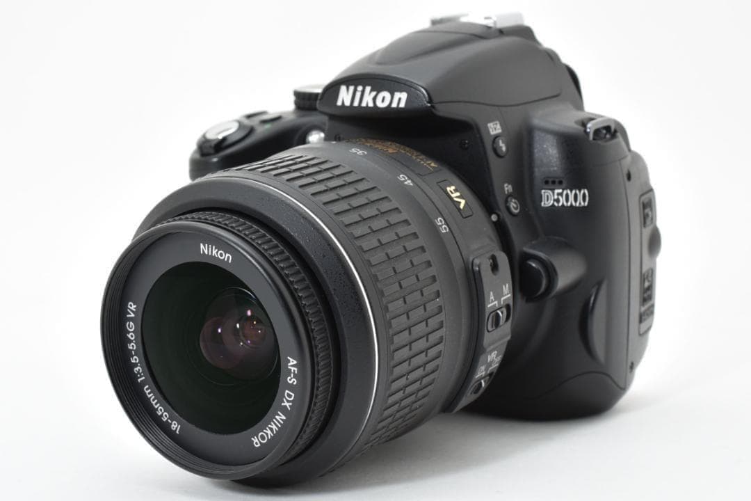 Nikon D5000 レンズキット 動作良好 付属品多数 初心者OK