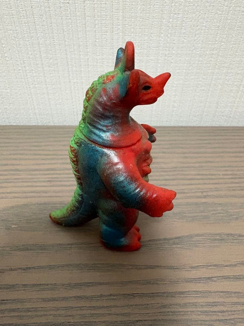 【レア】当時物　怪獣　ゴモラペンダント 円谷