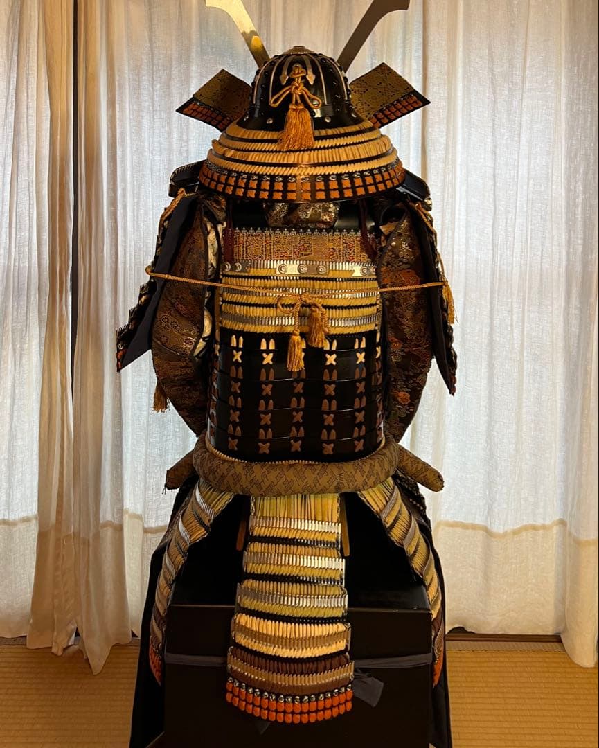 【希少•未着用】萌黄色（緑）縅糸 鉄地黒胴当世具足 【甲冑 等身大】 鎧 一式