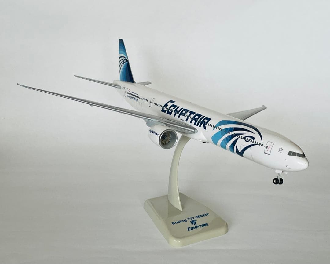 航空機・ヘリコプター EGYPTAIR Boeing 777-300ER 1/200
