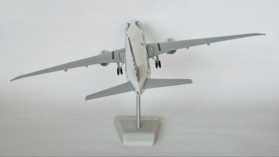 航空機・ヘリコプター EGYPTAIR Boeing 777-300ER 1/200