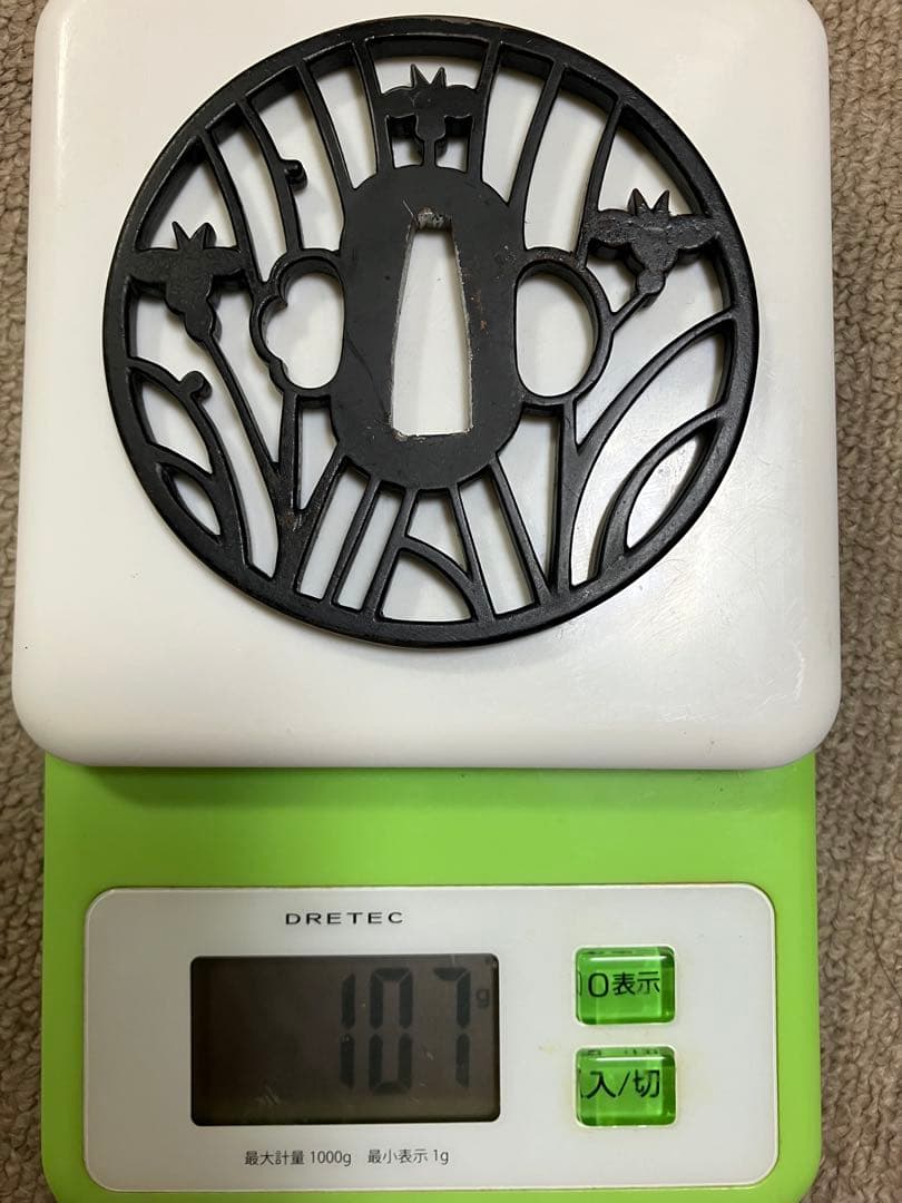 鐔　鍔　菖蒲透かし　現代物