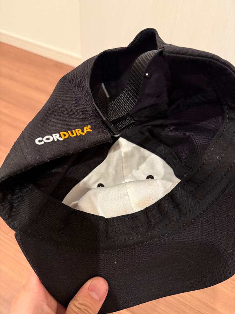 Supreme 黒 CORDURAキャップ