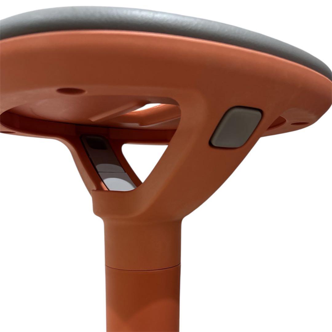 【美品】イトーキ　ミーティングチェア　ピッコ スツール