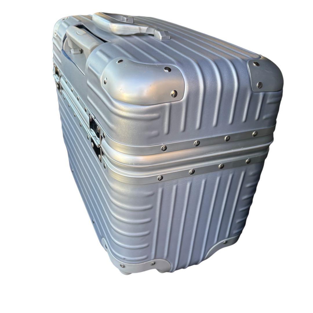 PILOT パイロット 機内持ち込み 4輪 スーツケース