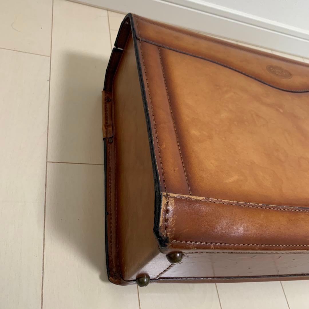 CARTELLA レザー ビジネス鞄