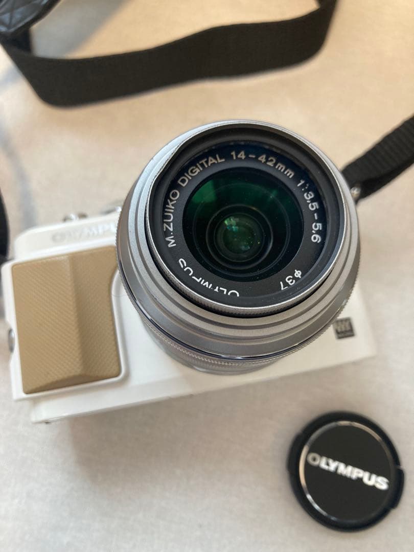 オリンパス OLYMPUS PEN Lite E-PL5 カメラ ミラーレス一眼