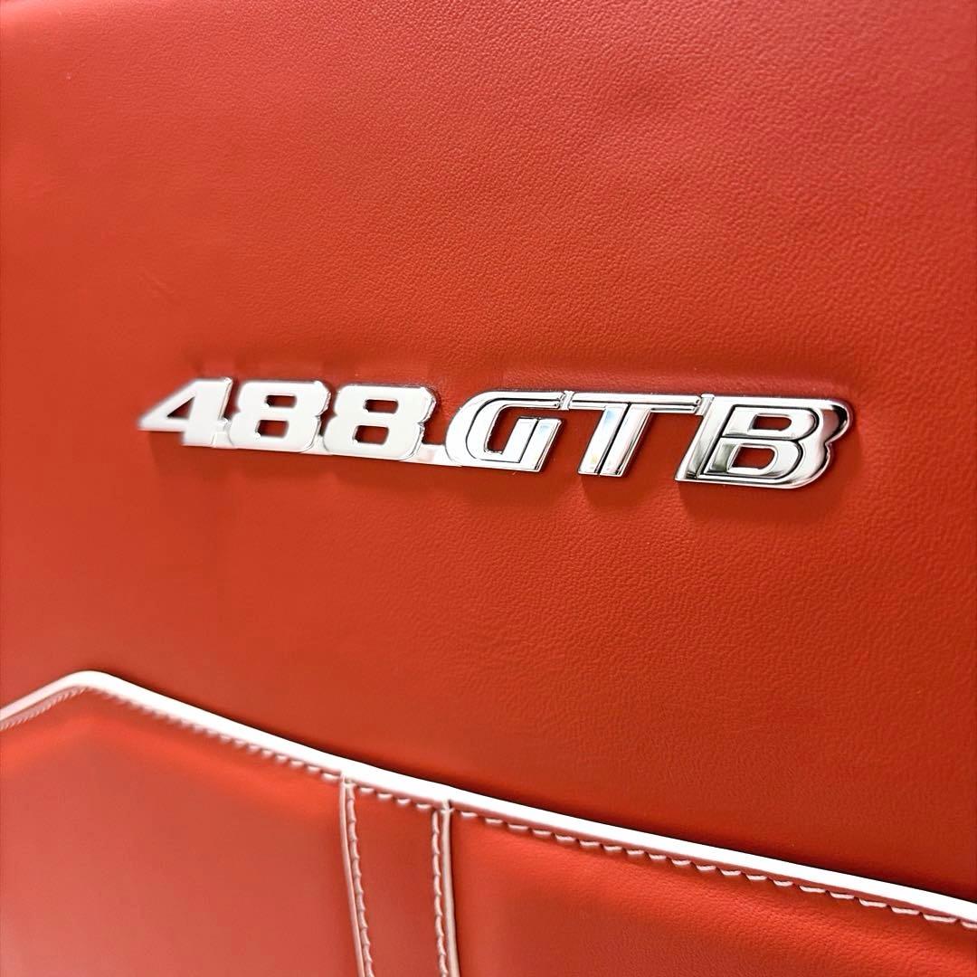 非売品✨新品✨超希少✨フェラーリ488gtb スーツケース　キャリケース