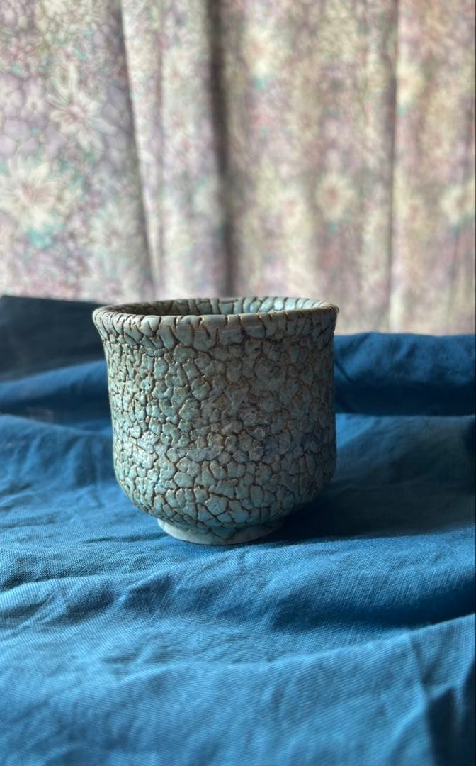 啓蔵　ぐい呑み　貫入　啓蔵　ぐい呑み　鹿児島　萩原　個性的　希少