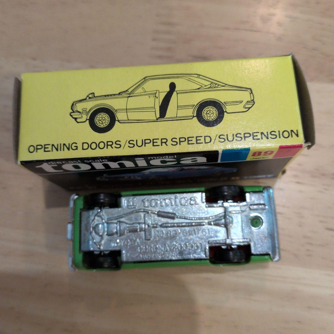 トミカ　黒箱89 トヨタコロナ2000GT