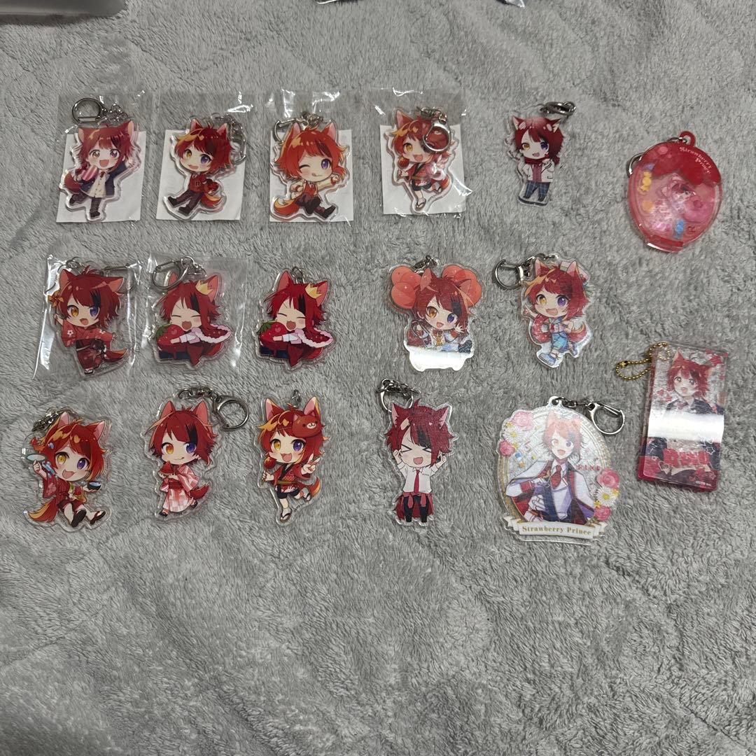 すとぷり 莉犬 まとめ売り 缶バッチ アクスタ アクキー その他