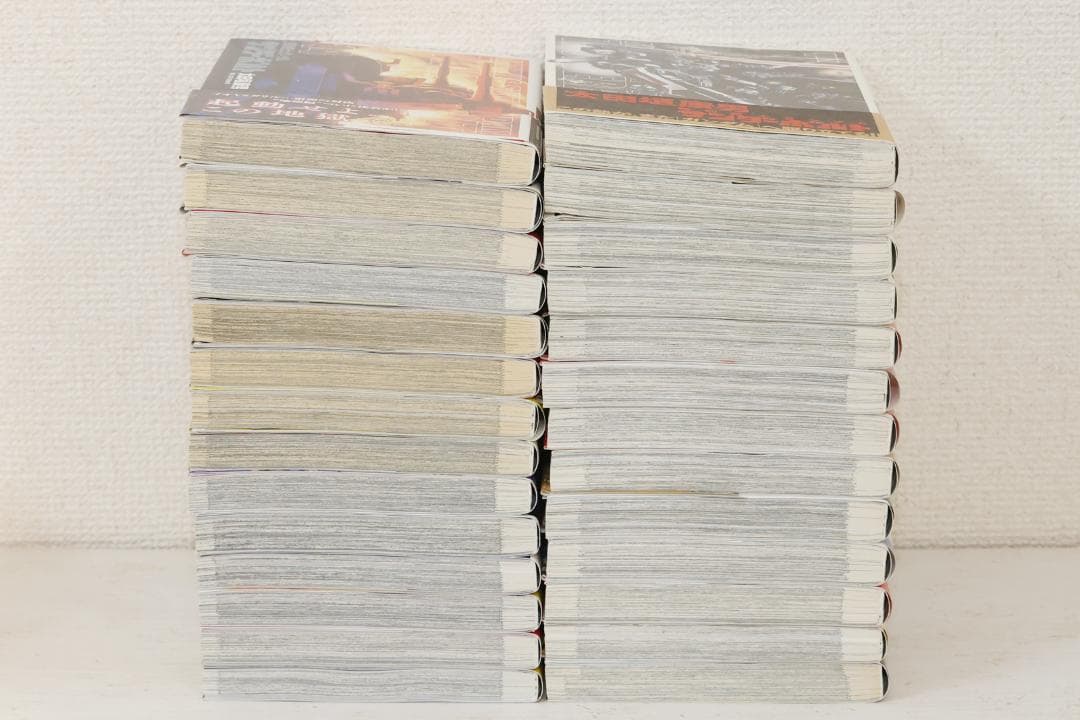 ★【中古美品】【全27巻セット】【全巻帯あり】機動戦士ガンダム サンダーボルト