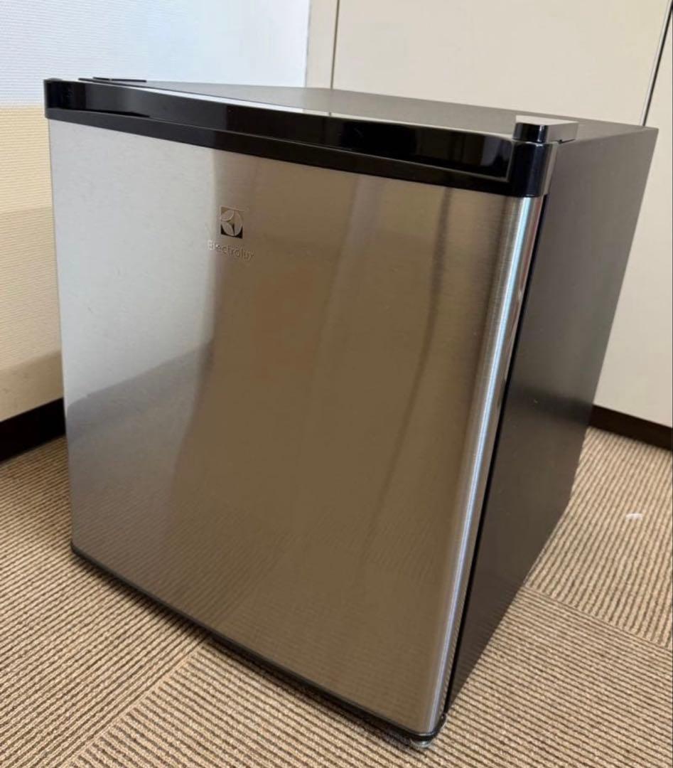 Electrolux エレクトロラックス 小型冷蔵庫1ドア45L
