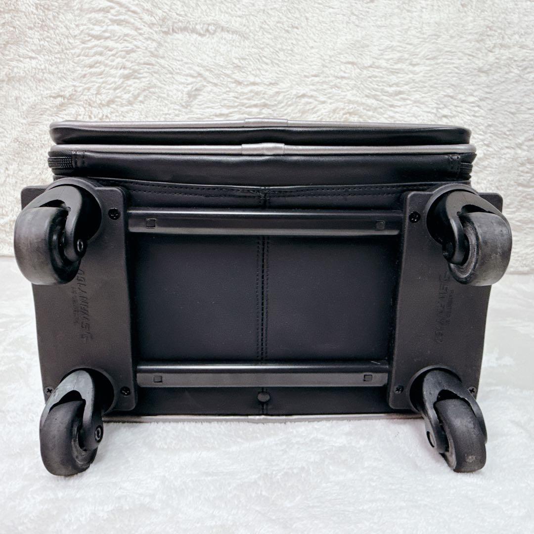 美品✨ SWANY　本革 レザー　機内持込　ビジネス キャリーケース　南京錠つき