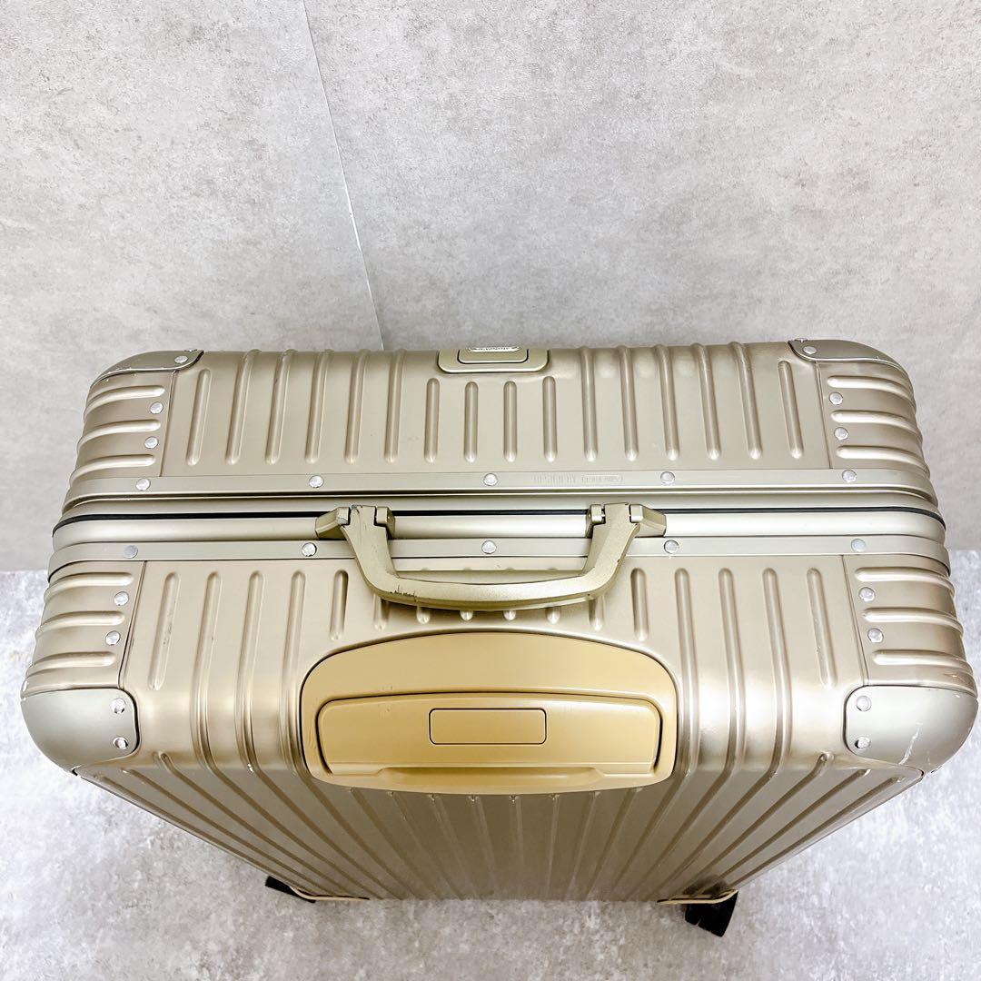 リモワ トパーズ チタニウム キャリー スーツケース アルミ 電子タグ 4輪