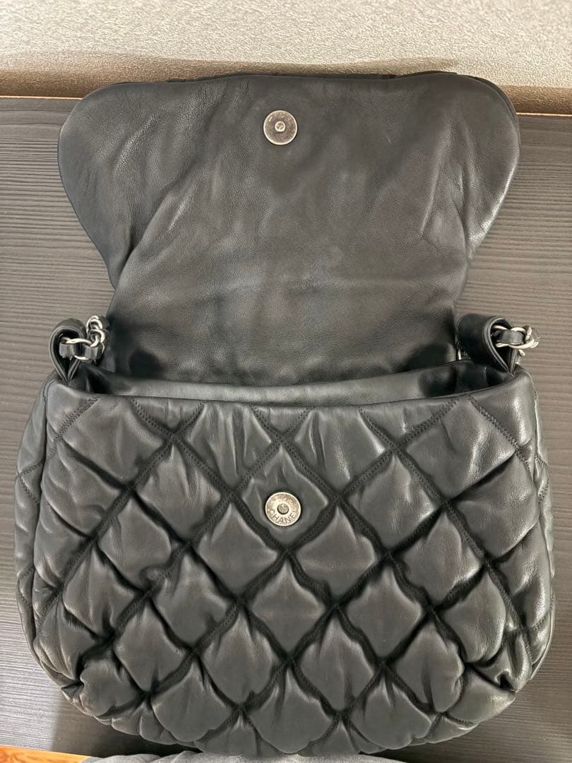 ジ*ー様 CHANEL バブルキルトチェーンショルダーバッグ